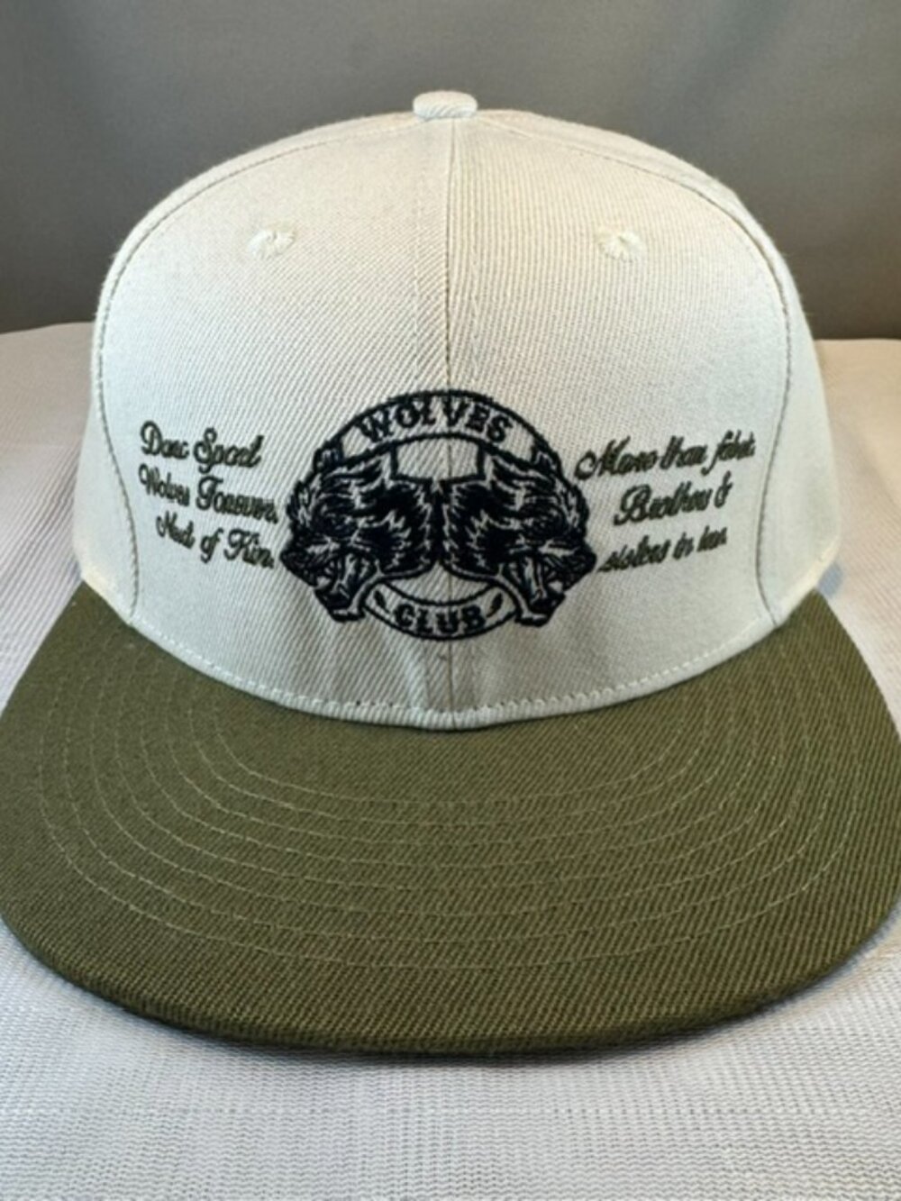 Darc Sport Wolves Scripture Fitted Hat 7 1/8 Embroidered Cream Green New 116/500